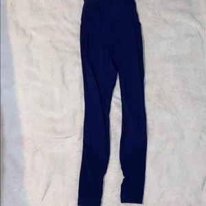LULULEMON SIZE 0 LEGGINGS